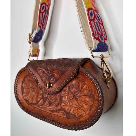 Vintage 1970s Tooled Leather Floral Crossbody Bag with Embroidered Strap - Picture 6 of 14